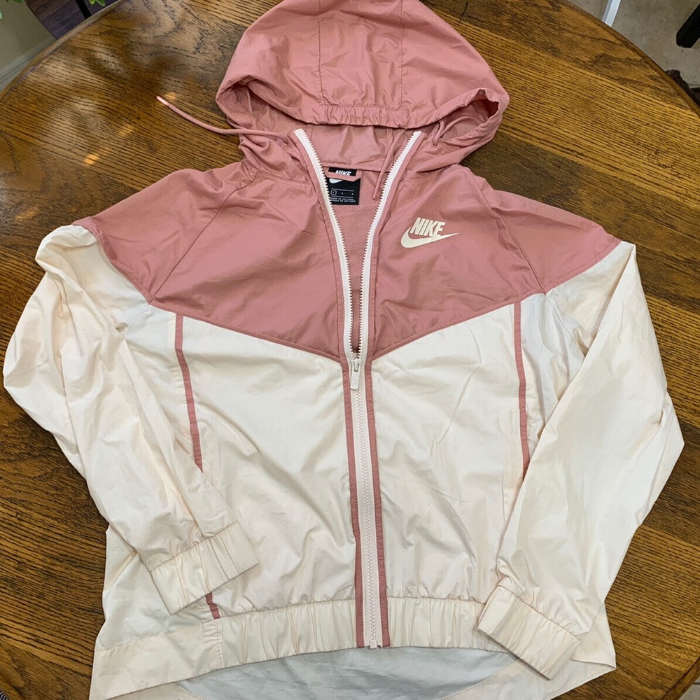 Nike Sportswear Windrunner Jacket Guava Ice Pink Two Tone Hooded XSmall XS
